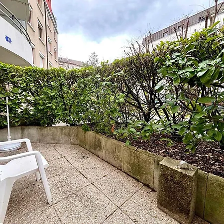 T1 Confortable A 2 Pas Du Centre D'annecy Avec Parking Et Terrasse - Fr-1-432-44 Apartment *